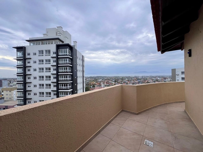 Cobertura duplex com dois dormitórios junto a Praça Flávio Boianowisky: 1ª foto da galeria de imagens do imóvel