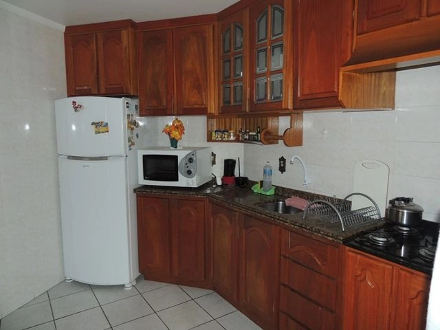 AMPLO APARTAMENTO, PRÈDIO DE ESQUINA NA AV. RUDA: 7ª foto da galeria de imagens do imóvel