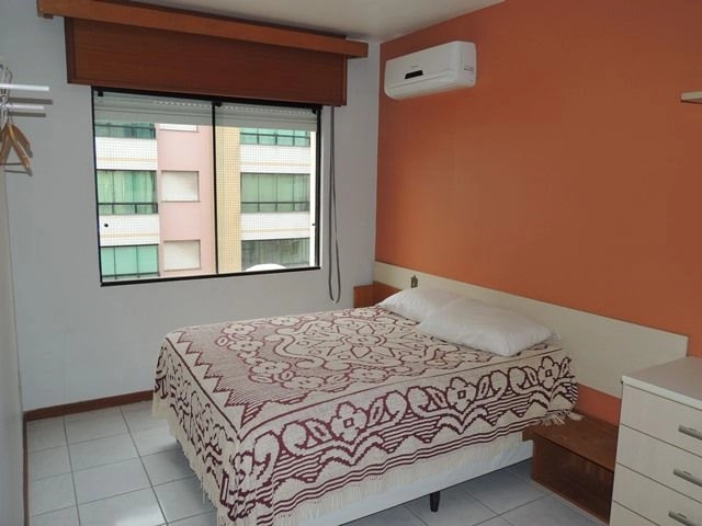 AMPLO APARTAMENTO, PRÈDIO DE ESQUINA NA AV. RUDA: 11ª foto da galeria de imagens do imóvel