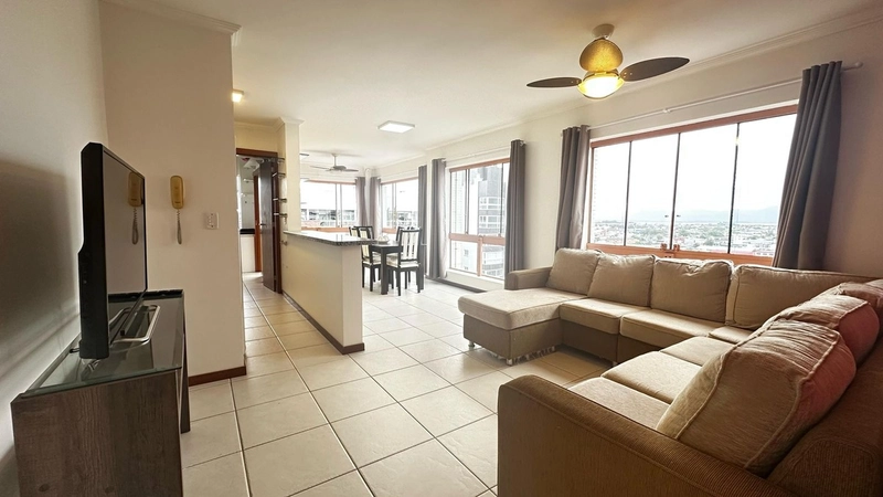 APARTAMENTO ANDAR ALTO VISTA MAR E SERRA: 1ª foto da galeria de imagens do imóvel