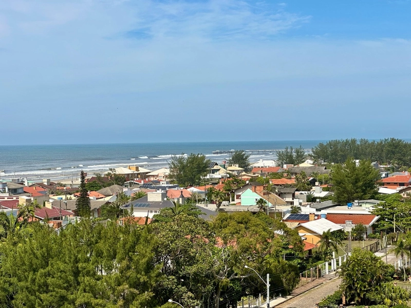 APARTAMENTO COM VISTA ETERNA PARA O MAR, EM CAPÃO DA CANOA RS