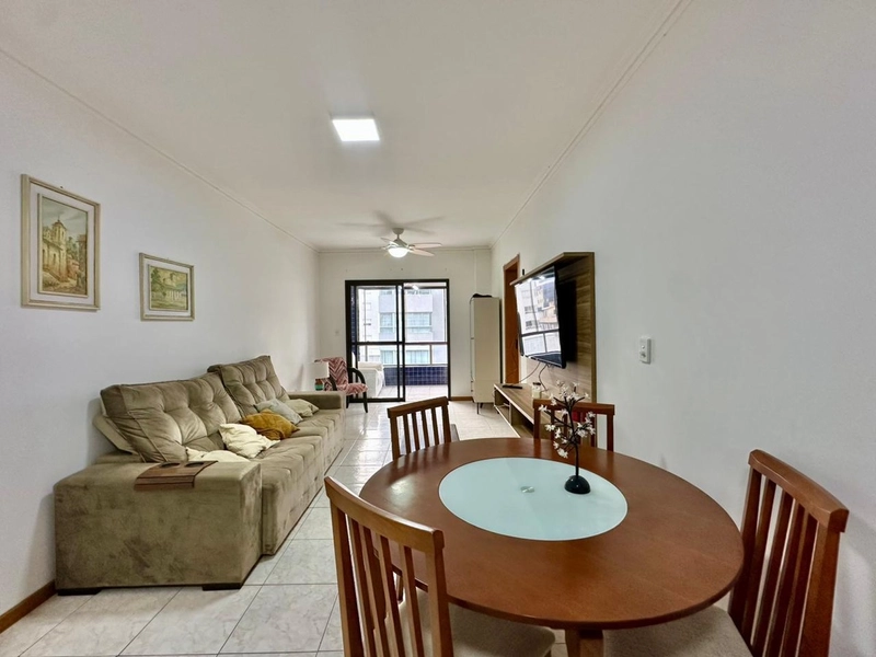 APARTAMENTO COM SACADA DE FRENTE!: 2ª foto da galeria de imagens do imóvel