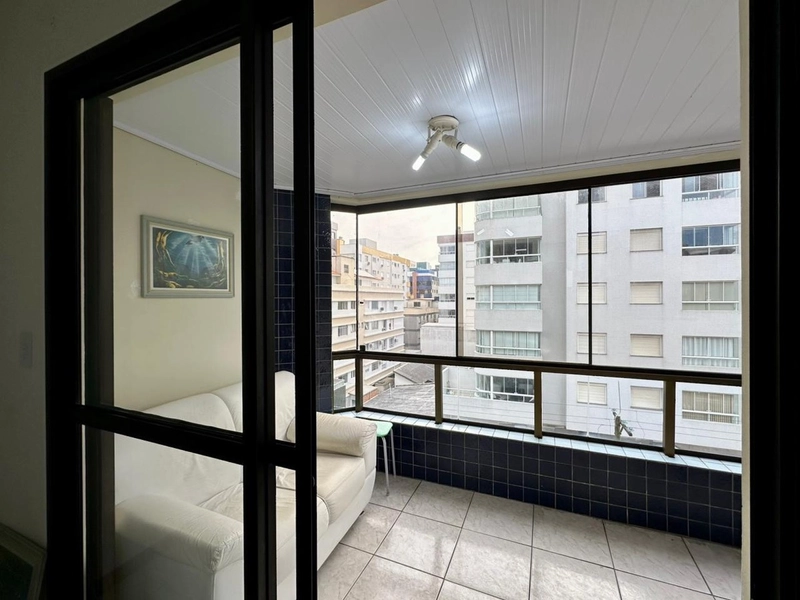 APARTAMENTO COM SACADA DE FRENTE!: 6ª foto da galeria de imagens do imóvel