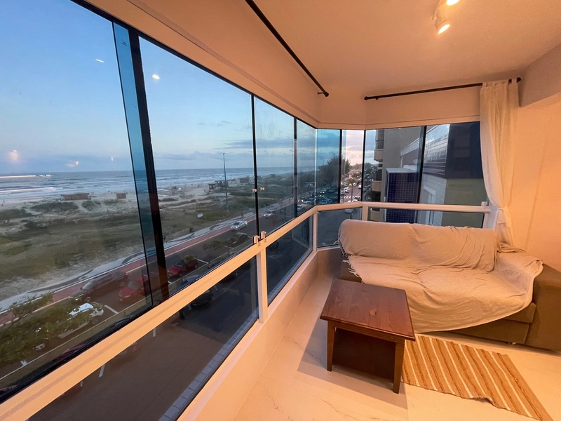 Apartamento mobiliado e decorado à beira-mar – 4 dormitórios: 6ª foto da galeria de imagens do imóvel