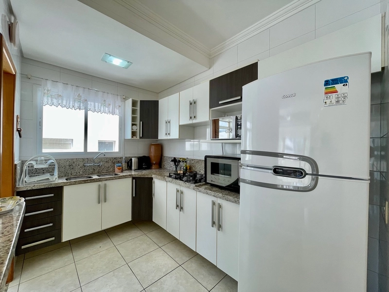 Amplo apartamento de 3 Dormitórios junto a praça flavio Boianovisk: 11ª foto da galeria de imagens do imóvel