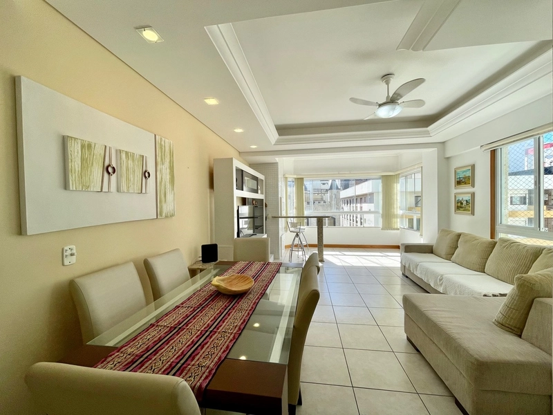Amplo apartamento de 3 Dormitórios junto a praça flavio Boianovisk: 4ª foto da galeria de imagens do imóvel