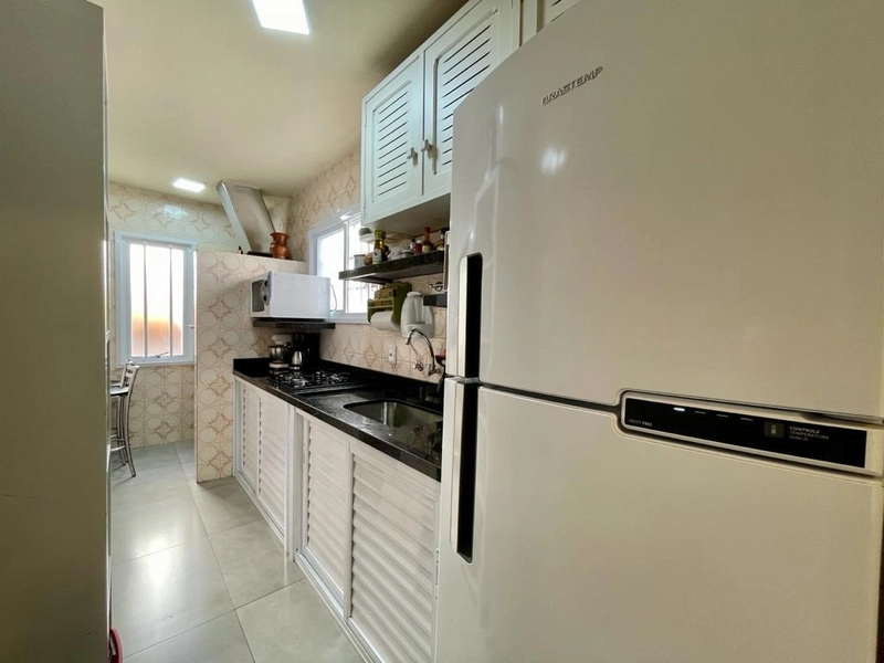 APARTAMENTO DE FRENTE NO CENTRO COM TERRAÇO!!!: 9ª foto da galeria de imagens do imóvel