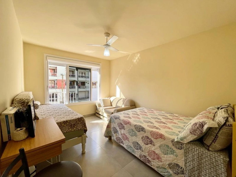 APARTAMENTO DE FRENTE NO CENTRO COM TERRAÇO!!!: 4ª foto da galeria de imagens do imóvel