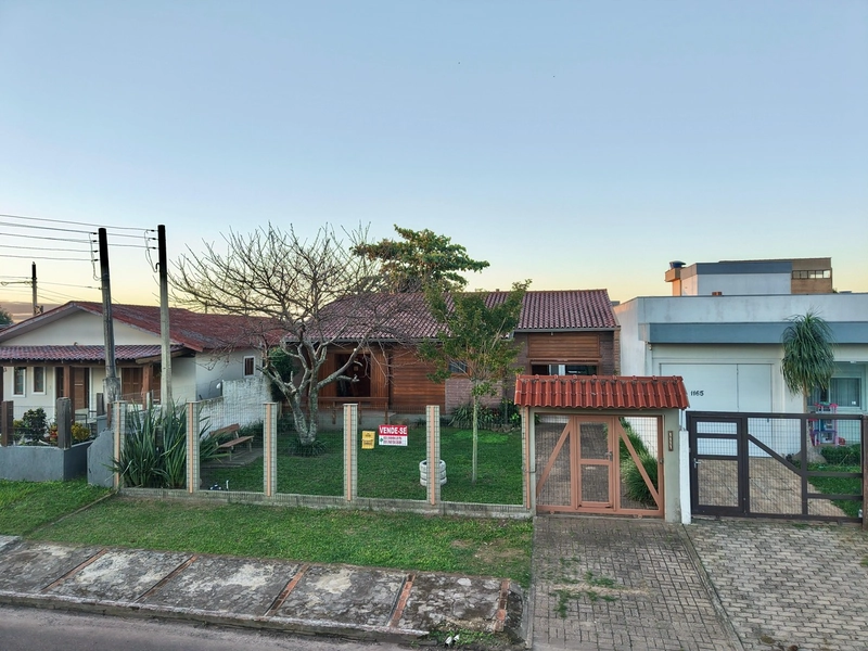 CASA A VENDA : PRÓXIMO MERCADO REDE POLO: 2ª foto da galeria de imagens do imóvel