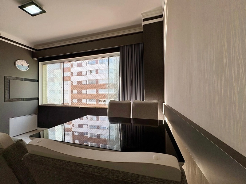 SACADA DE FRENTE, UMA QUADRA DO MAR: 6ª foto da galeria de imagens do imóvel