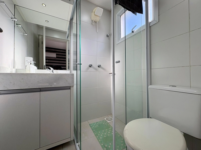 SACADA DE FRENTE, UMA QUADRA DO MAR: 18ª foto da galeria de imagens do imóvel