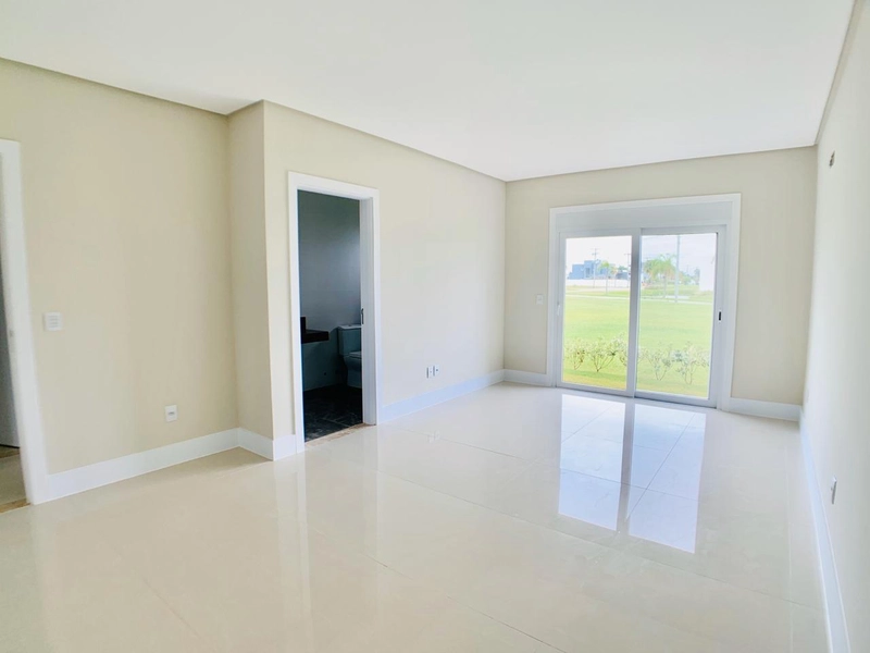 ALTO PADRÃO EM CONDOMÍNIO COM INFRAESTRUTURA COMPLETA!!: 4ª foto da galeria de imagens do imóvel
