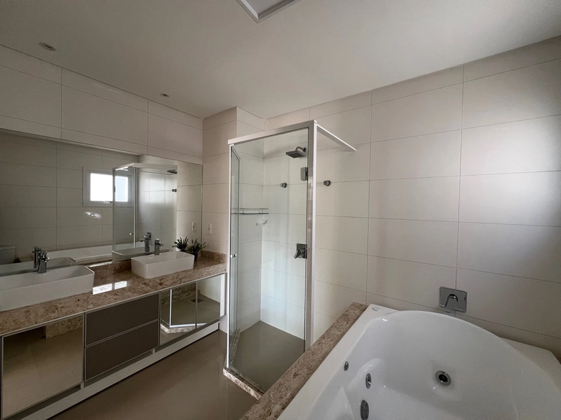 EXCELENTE CASA EM CONDOMÍNIO DE LUXO: 22ª foto da galeria de imagens do imóvel