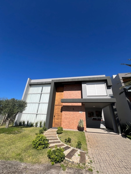 EXCELENTE CASA EM CONDOMÍNIO DE LUXO: 5ª foto da galeria de imagens do imóvel