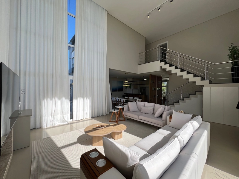 EXCELENTE CASA EM CONDOMÍNIO DE LUXO: 7ª foto da galeria de imagens do imóvel