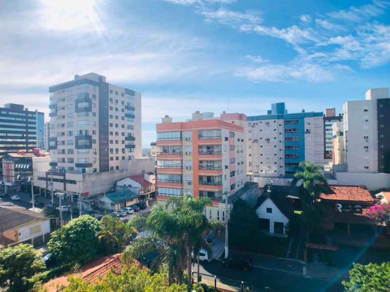 Em localização central: 16ª foto da galeria de imagens do imóvel