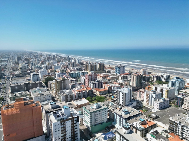 NO CENTRO AO LADO DA IGREJA MATRIZ!!: 6ª foto da galeria de imagens do imóvel