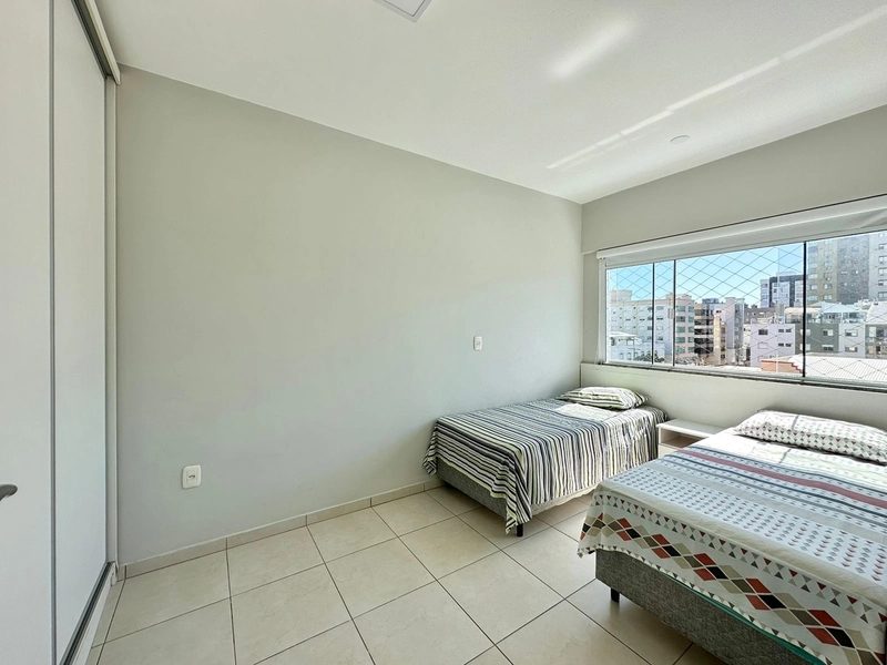 NO CENTRO AO LADO DA IGREJA MATRIZ!!: 15ª foto da galeria de imagens do imóvel