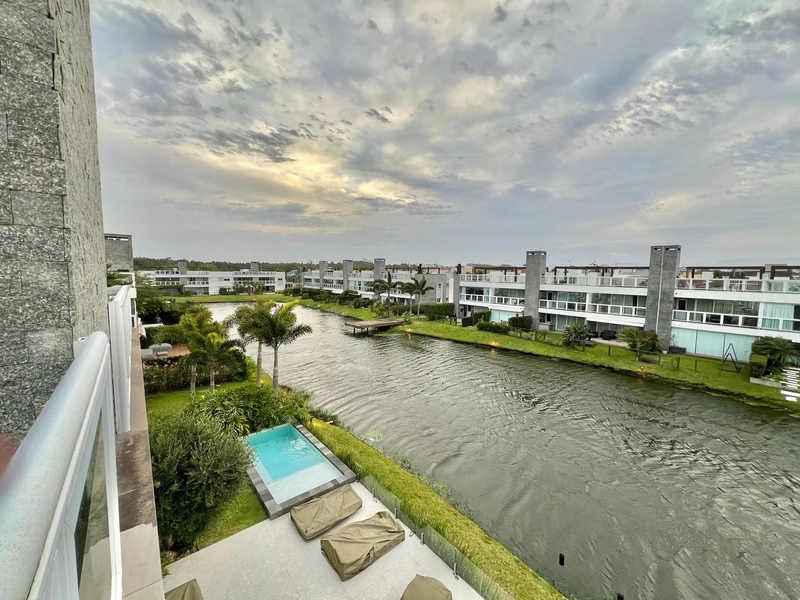 Duplex de 03 dormitórios no Cond. Rossi - beira-lago: 9ª foto da galeria de imagens do imóvel
