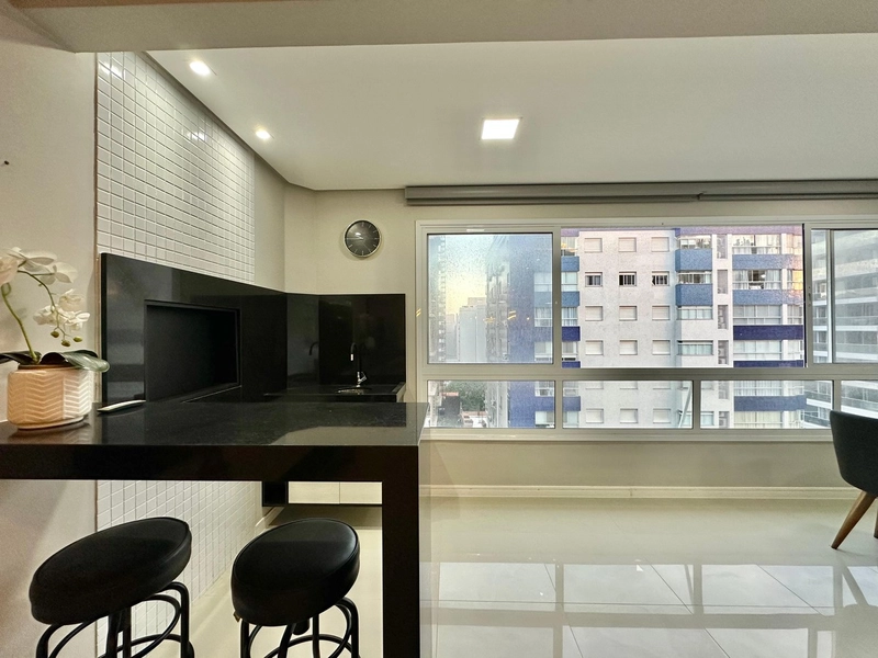APARTAMENTO AMPLO FINAMENTE MOBILIADO E DECORADO: 9ª foto da galeria de imagens do imóvel