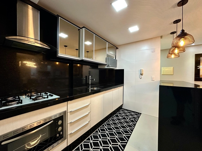 APARTAMENTO AMPLO FINAMENTE MOBILIADO E DECORADO: 6ª foto da galeria de imagens do imóvel