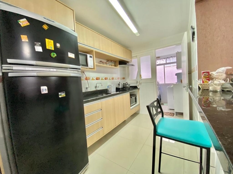 Lindo apartamento todo reformado a apenas 50 metros da praia!!: 8ª foto da galeria de imagens do imóvel