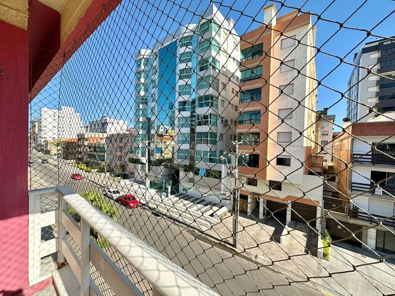 SACADA DE FRENTE NO CENTRO: 8ª foto da galeria de imagens do imóvel