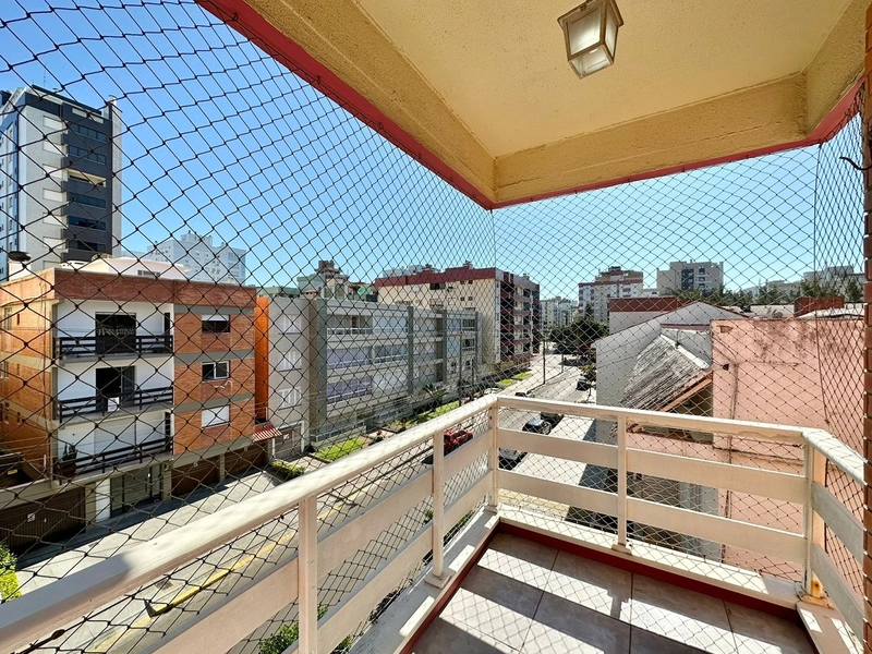 SACADA DE FRENTE NO CENTRO: 1ª foto da galeria de imagens do imóvel