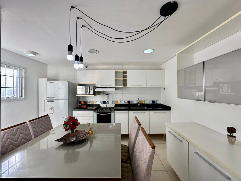 Apartamento Térreo com 3 Dormitórios – Totalmente Mobiliado: 2ª foto da galeria de imagens do imóvel