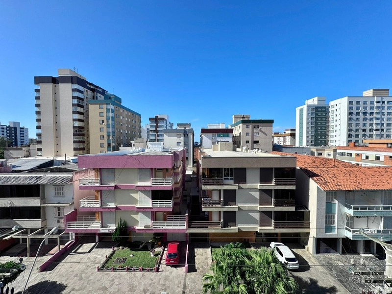 3 QUARTOS DE FRENTE NO CENTRO DA CIDADE DUAS QUADRAS DO MAR!: 9ª foto da galeria de imagens do imóvel