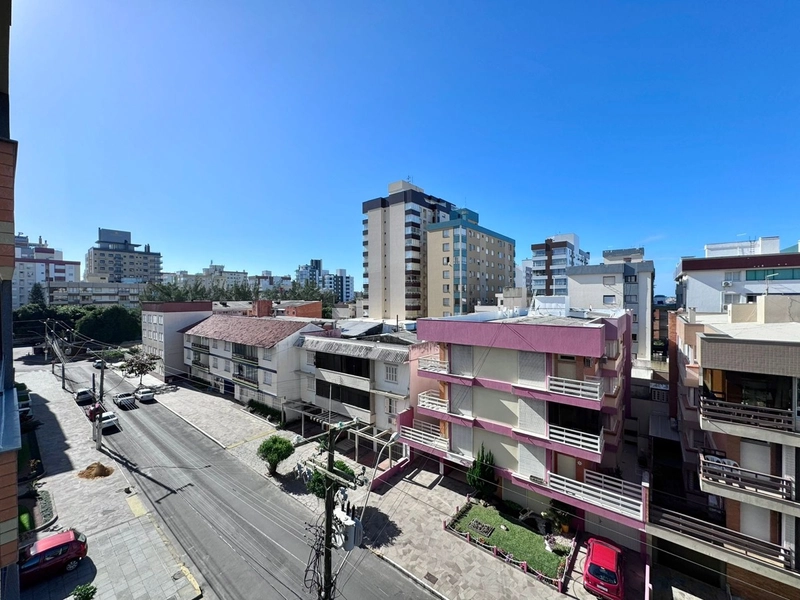 3 QUARTOS DE FRENTE NO CENTRO DA CIDADE DUAS QUADRAS DO MAR!: 7ª foto da galeria de imagens do imóvel
