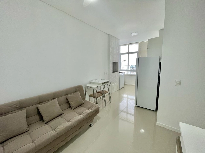 APARTAMENTO NAVEGANTES COM VISTA LIBERADA: 1ª foto da galeria de imagens do imóvel