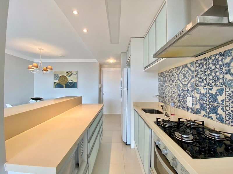 SACADA DE FRENTE UMA QUADRA DO MAR: 8ª foto da galeria de imagens do imóvel