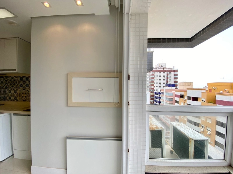 SACADA DE FRENTE UMA QUADRA DO MAR: 9ª foto da galeria de imagens do imóvel