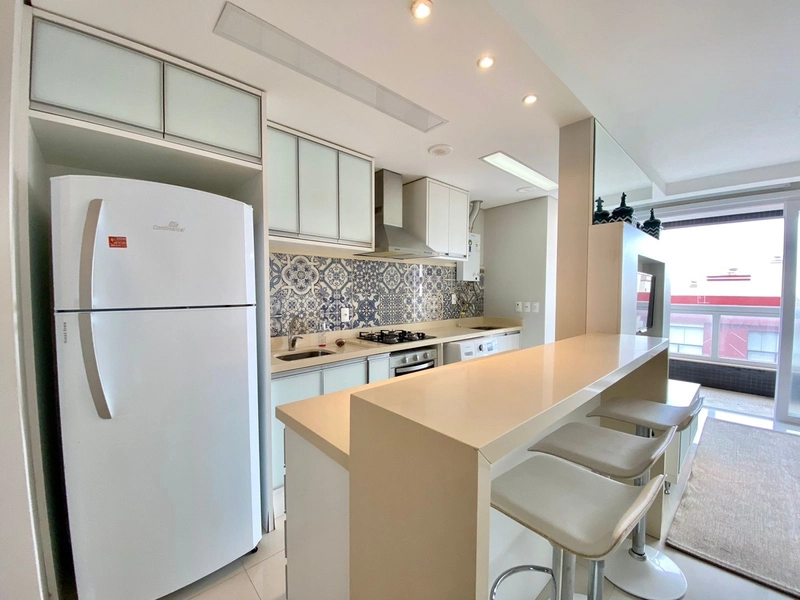 SACADA DE FRENTE UMA QUADRA DO MAR: 3ª foto da galeria de imagens do imóvel