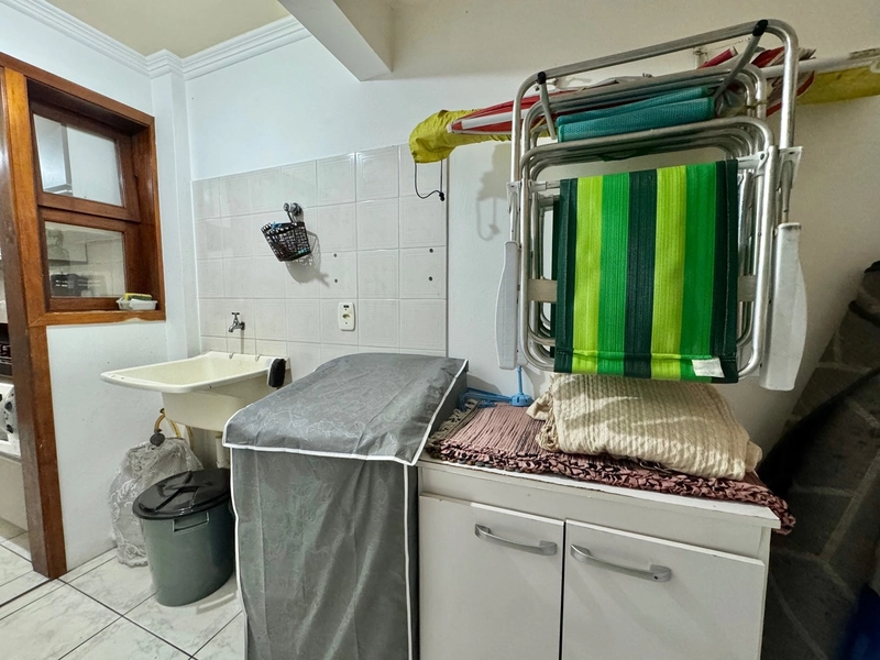 NO CENTRO DE CAPÃO DA CANOA.: 2ª foto da galeria de imagens do imóvel