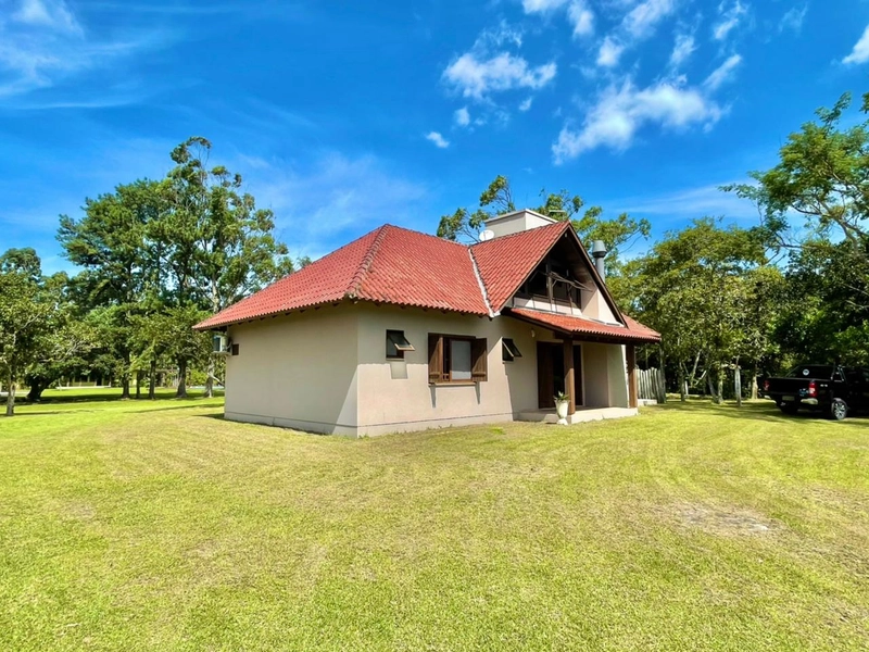 CASA DE CAMPO COM ACESSO A LAGOA!!!: 2ª foto da galeria de imagens do imóvel