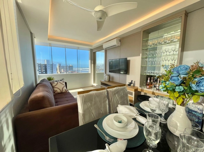 APARTAMENTO VISTA MAR AO LADO DA PRAÇA FLÁVIO!!!: 1ª foto da galeria de imagens do imóvel