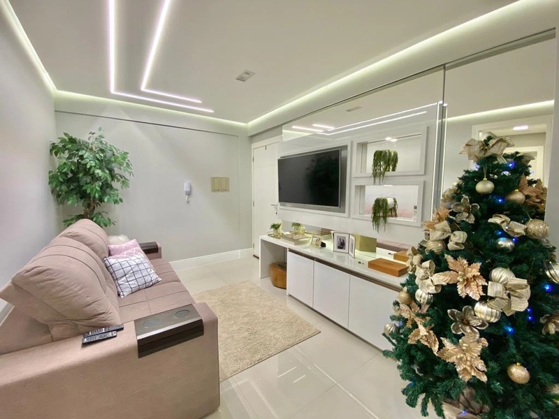 APARTAMENTO NO CENTRO COM TERRAÇO!!!: 2ª foto da galeria de imagens do imóvel