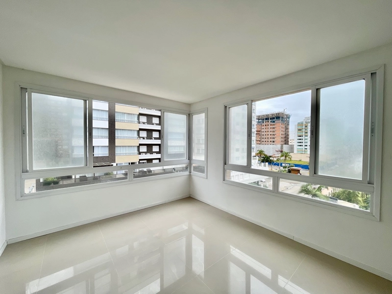 Localização nobre, junto à avenida Ubirajara e praça Luterana: 3ª foto da galeria de imagens do imóvel