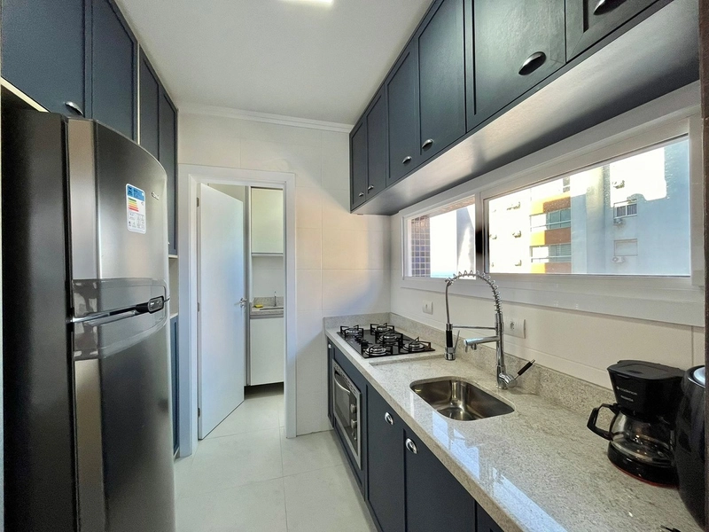 Amplo apartamento nunca habitado: 9ª foto da galeria de imagens do imóvel