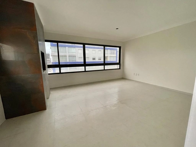 Amplo apartamento nunca habitado: 5ª foto da galeria de imagens do imóvel