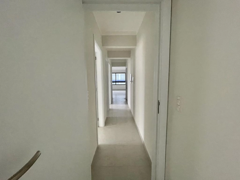Amplo apartamento nunca habitado: 19ª foto da galeria de imagens do imóvel