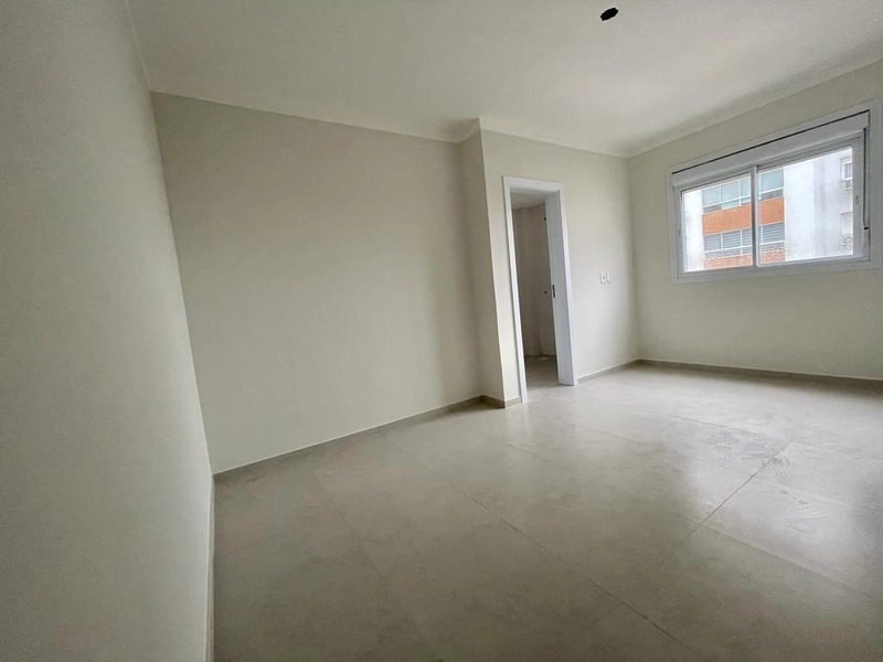 Amplo apartamento nunca habitado: 15ª foto da galeria de imagens do imóvel