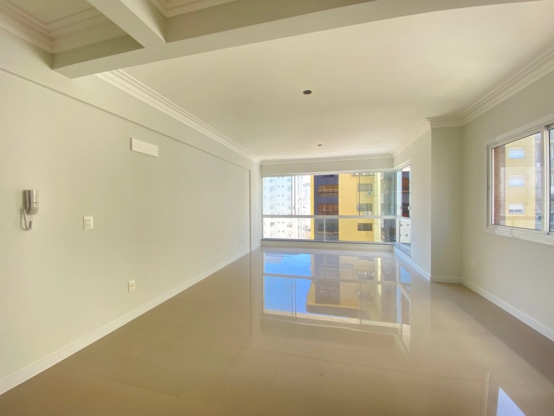 APARTAMENTO DE FRENTE NO BAIRRO NAVEGANTES!!!: 3ª foto da galeria de imagens do imóvel