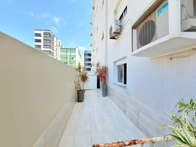 APARTAMENTO À VENDA COM 3 VAGAS E 2 TERRAÇOS ÓTIMOS  Parece uma casa!: 19ª foto da galeria de imagens do imóvel