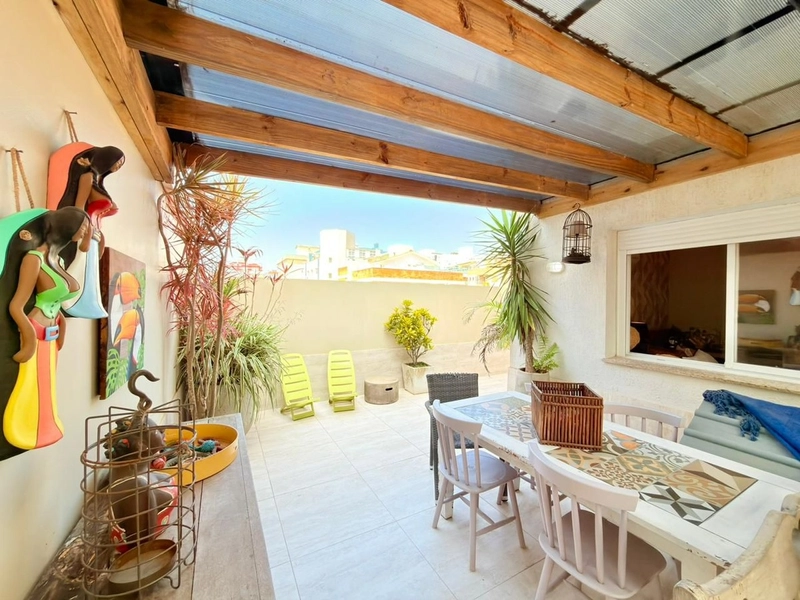 APARTAMENTO À VENDA COM 3 VAGAS E 2 TERRAÇOS ÓTIMOS  Parece uma casa!: 16ª foto da galeria de imagens do imóvel