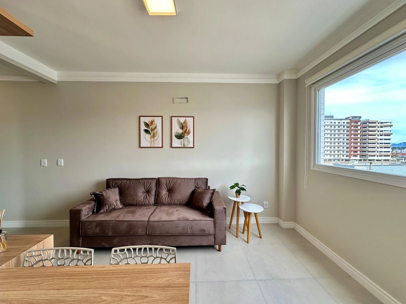 APARTAMENTO A VENDA MOBILIADO E DECORADO NO BAIRRO NAVEGANTES: 2ª foto da galeria de imagens do imóvel