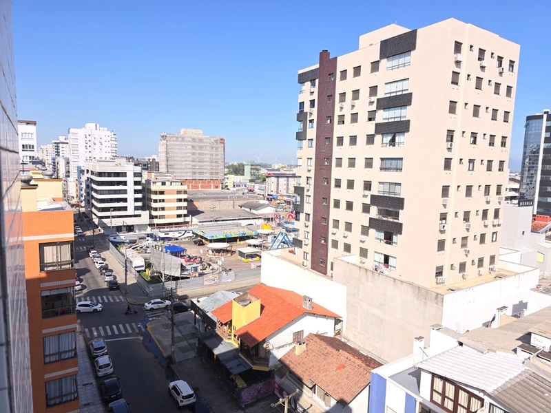 Apartamento Mobiliado e Decorado no Centro de Capão da Canoa: 2ª foto da galeria de imagens do imóvel
