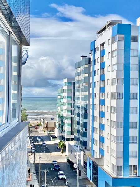 OPORTUNIDADE Á APENAS 3 QUADRAS DO MAR, DE FRENTE PARA A PRAÇA.: 20ª foto da galeria de imagens do imóvel